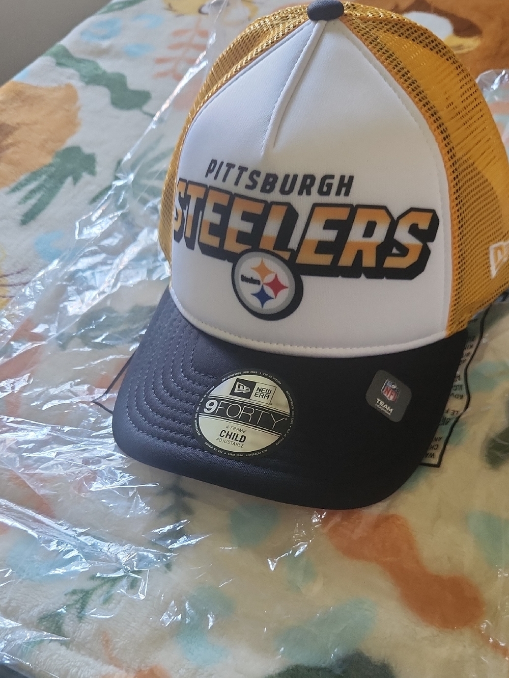 NFL Pittsburgh Steelers White, Gold & Black Trucker Hat - Youth